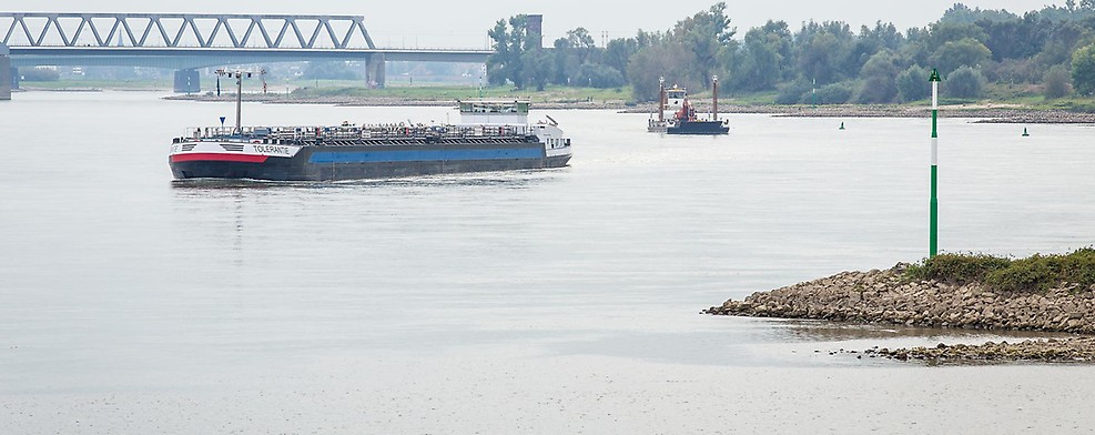 IHK: Anhebung der Fahrwasserhöhe des Rheins ist notwendig